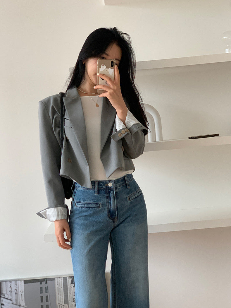 High-waisted vintage straight-leg jeans