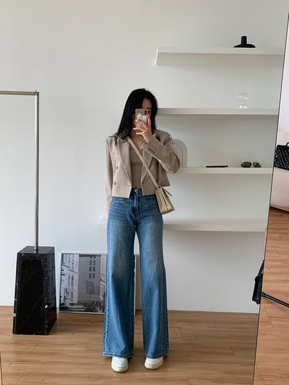 High-waisted vintage straight-leg jeans