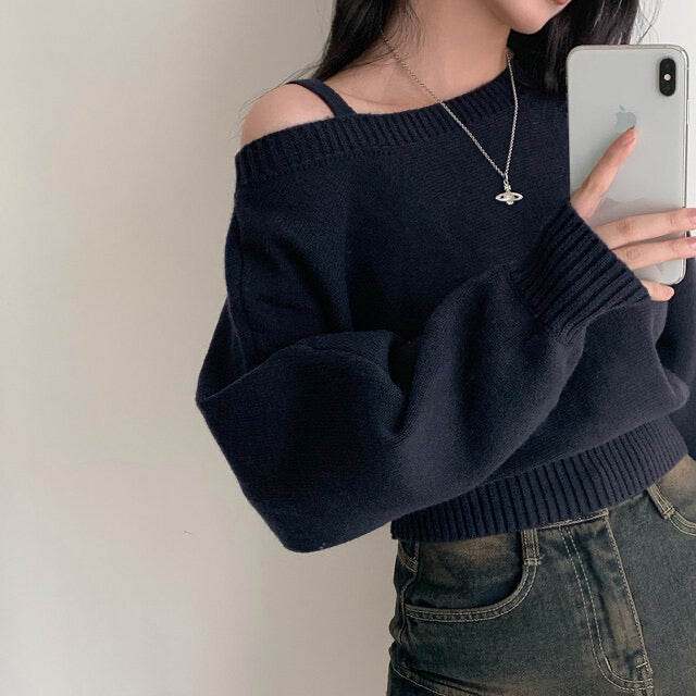 One-shoulder asymmetrical neckline sweater