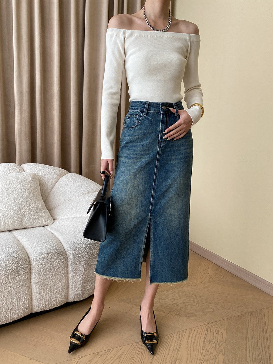 オフショルダートップ