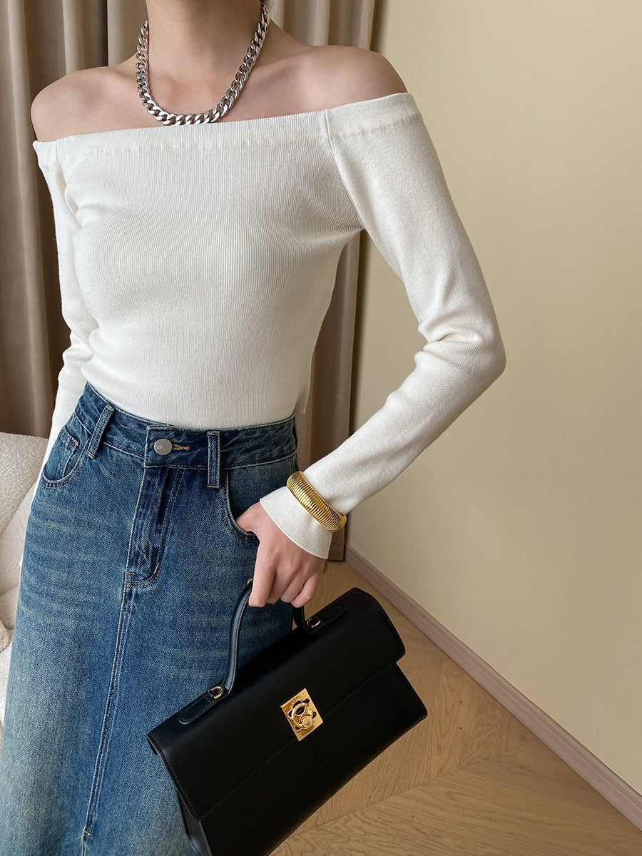 オフショルダートップ