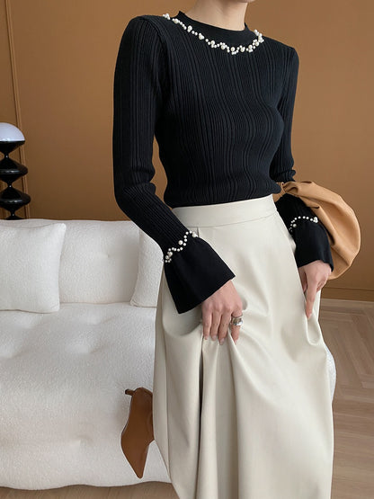 ビジュー付きフレアスリーブセーター