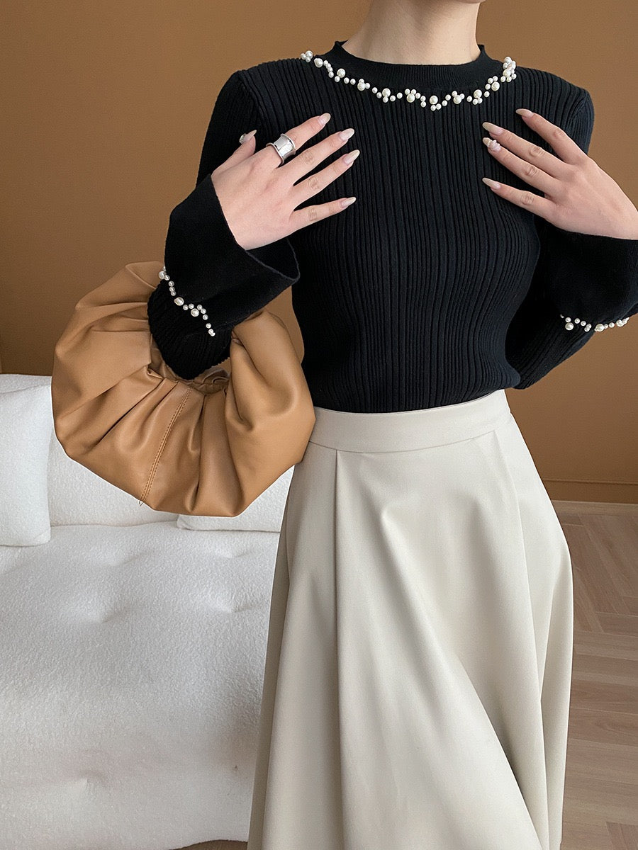 ビジュー付きフレアスリーブセーター