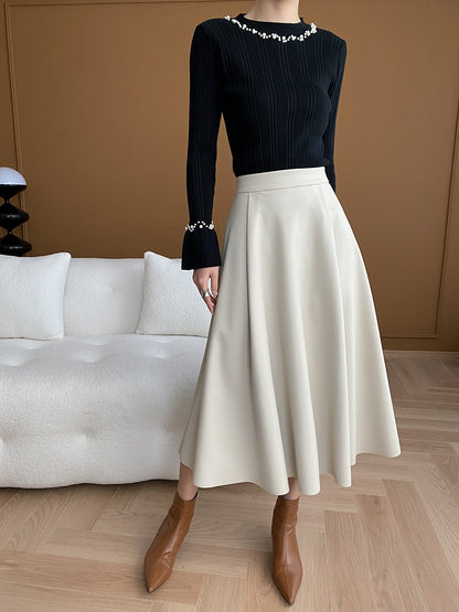 ビジュー付きフレアスリーブセーター