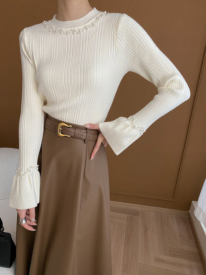 ビジュー付きフレアスリーブセーター