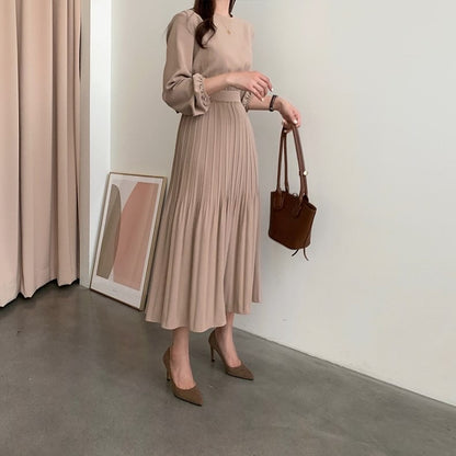 圓領百褶連身裙