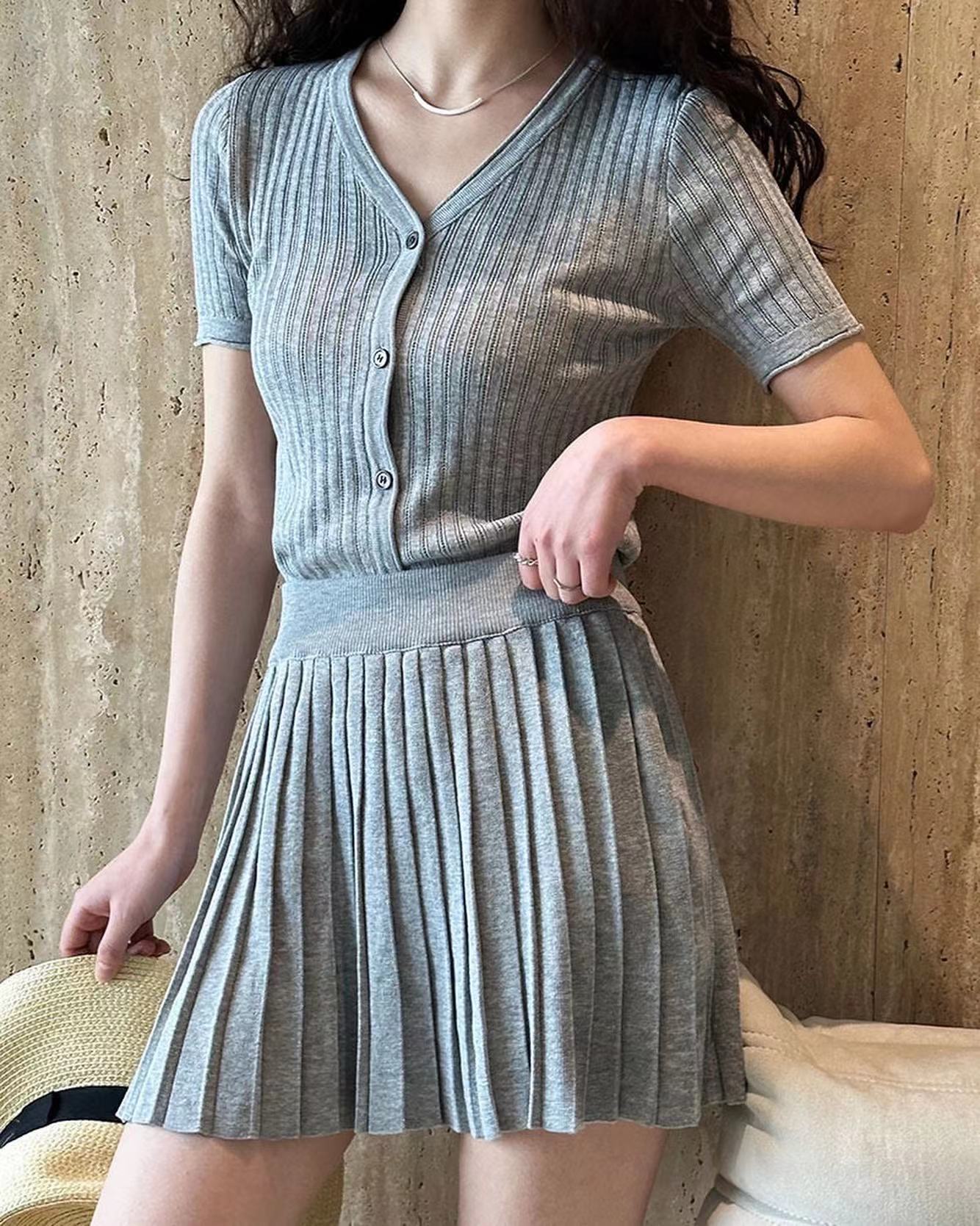 Knit Slim Fit Short Sleeve Top + Pleated Skirt Set