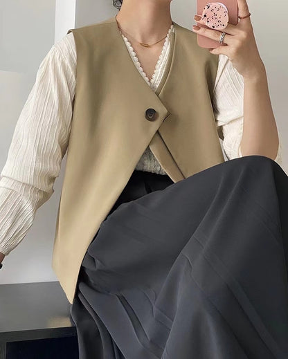 Double-breasted suit vest