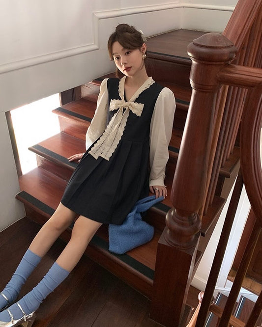 Pleated Dress with Bow