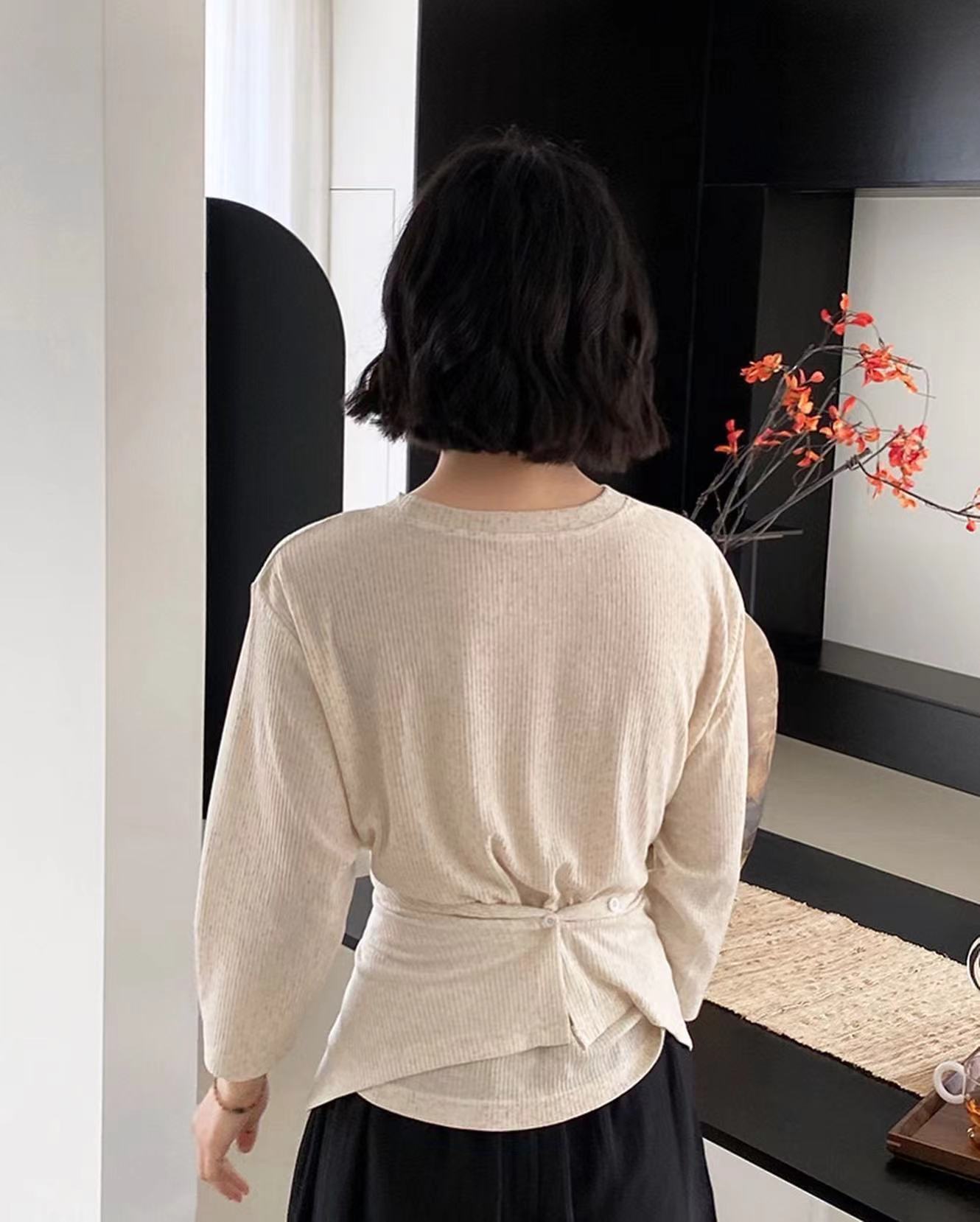 七分袖不規則收腰上衣