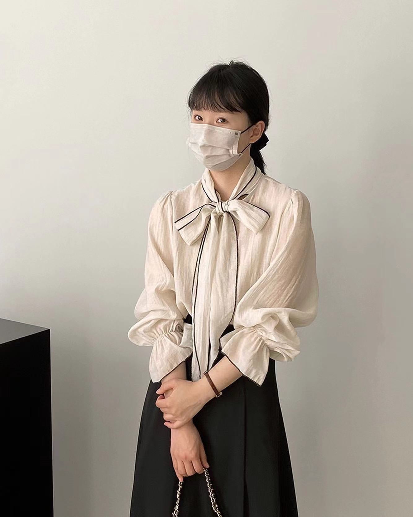 French-style Lace-up Chiffon Blouse