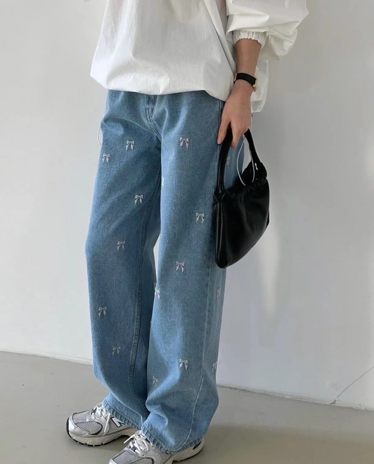 刺繍リボン付きデニムパンツ