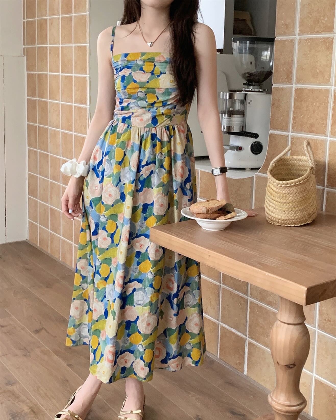 油畫印花吊帶連身裙