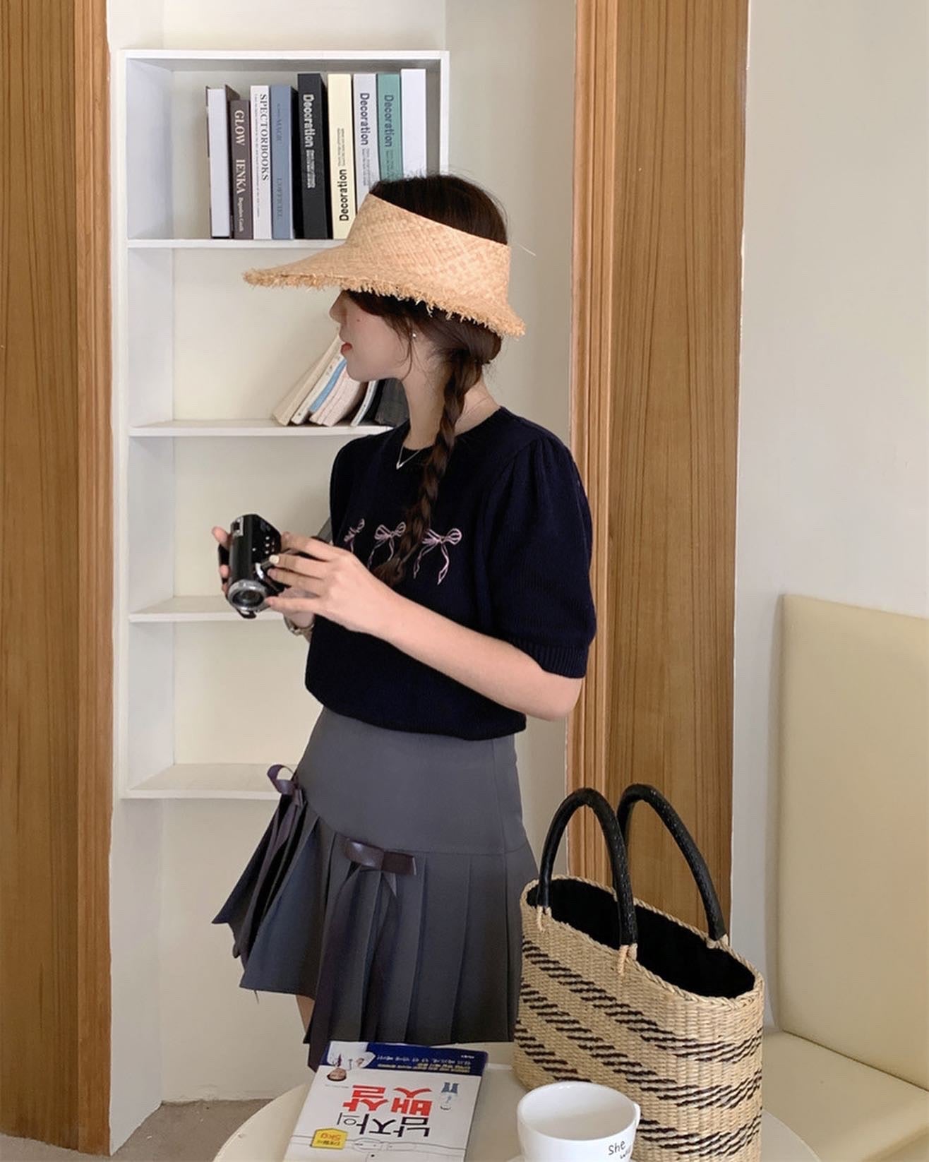 Bow-Knot Knit Top + Bow-Knot Pleated Skirt