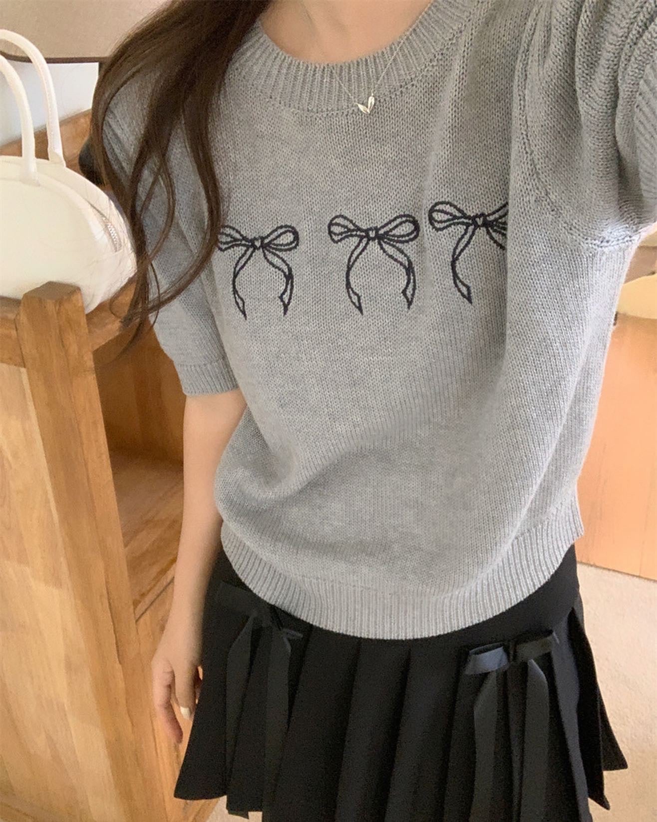 Bow-Knot Knit Top + Bow-Knot Pleated Skirt