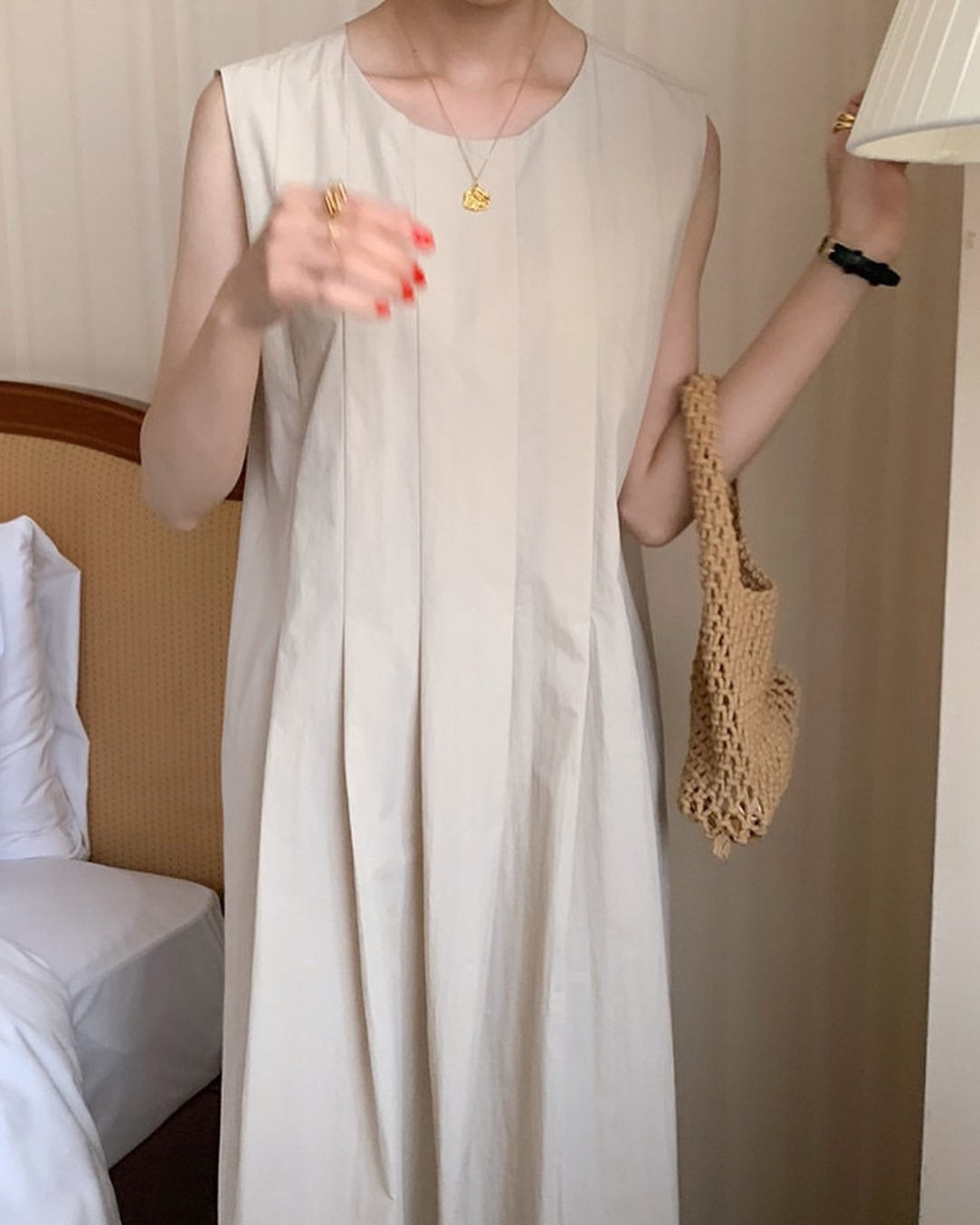 壓褶背心連身裙