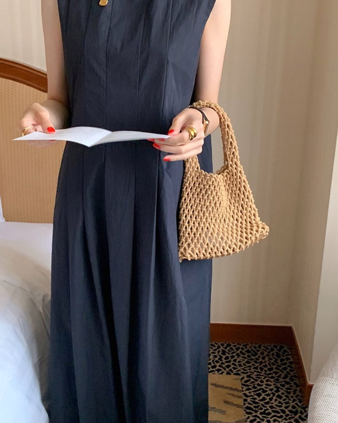 壓褶背心連身裙