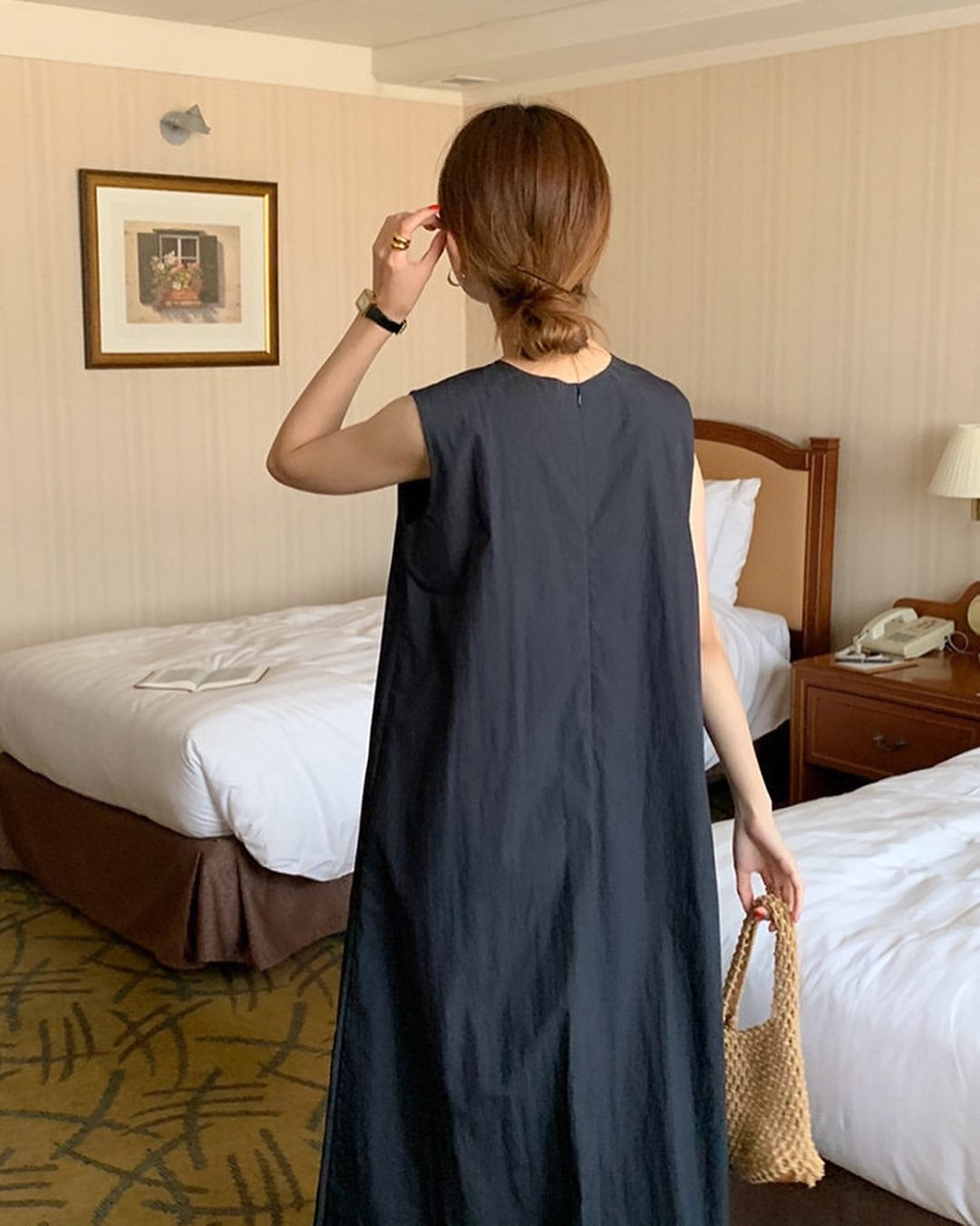 壓褶背心連身裙