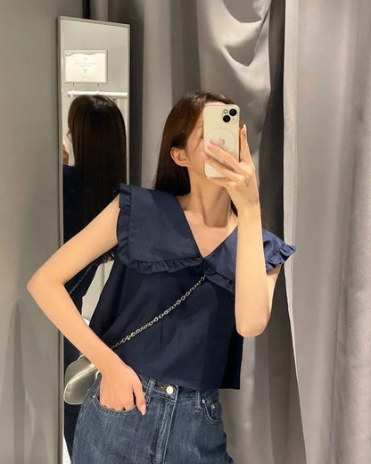 Peter Pan Collar Sleeveless Top