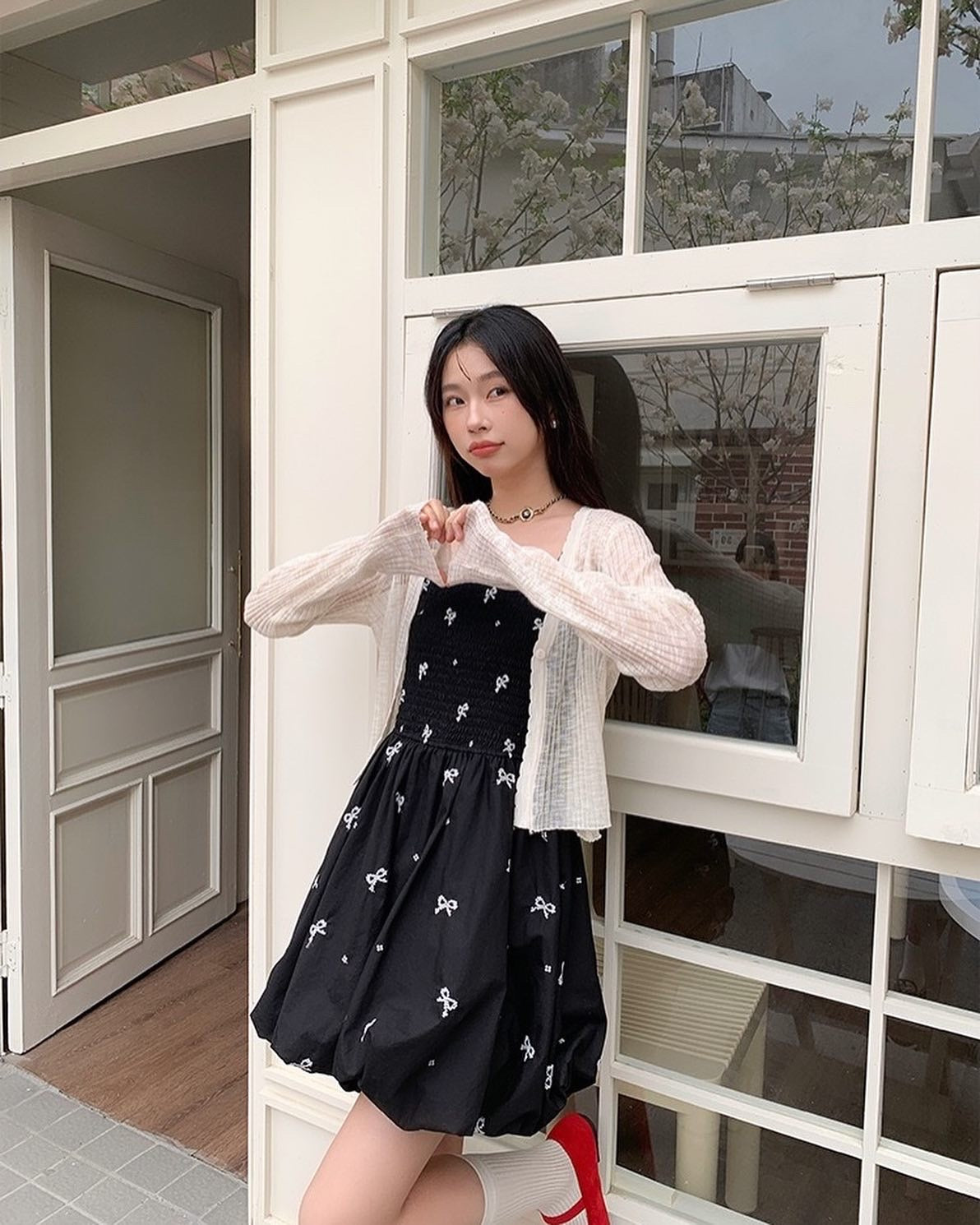 リボンストラップバブルドレス