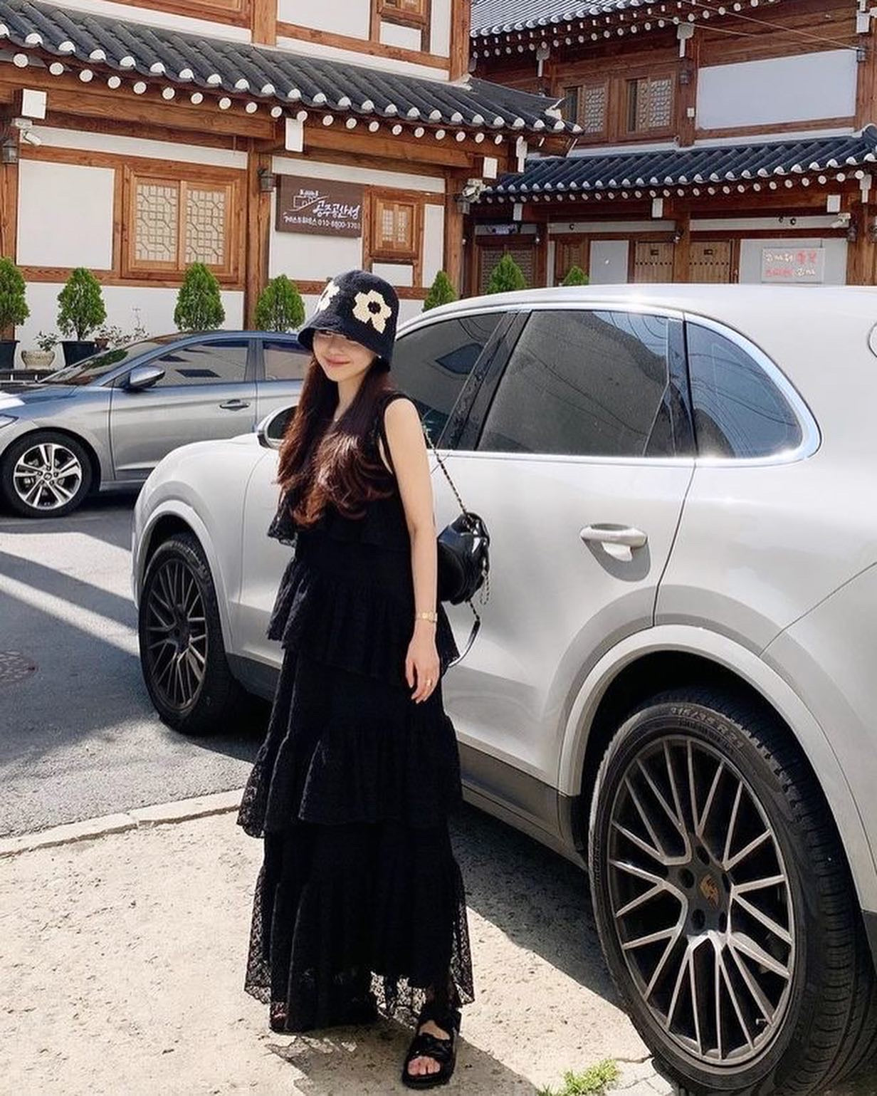 蕾絲吊帶蛋糕長裙