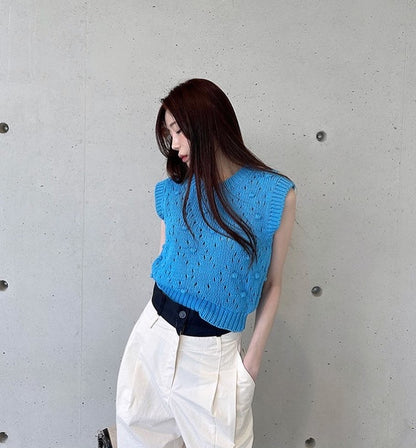 透かし編みベスト+チュールスカート