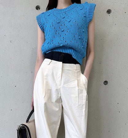 透かし編みベスト+チュールスカート