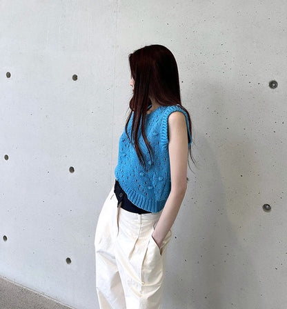 透かし編みベスト+チュールスカート