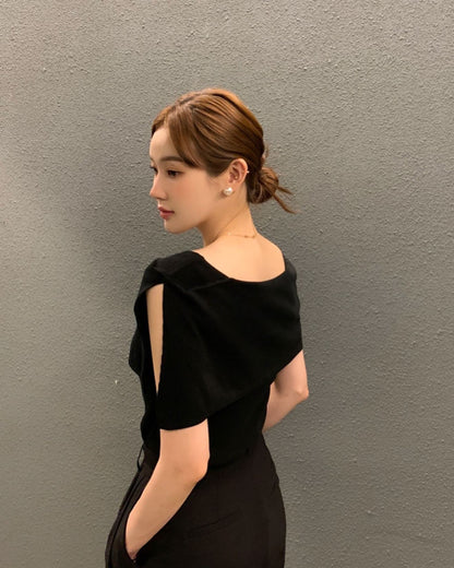 開衩一字肩針織衫