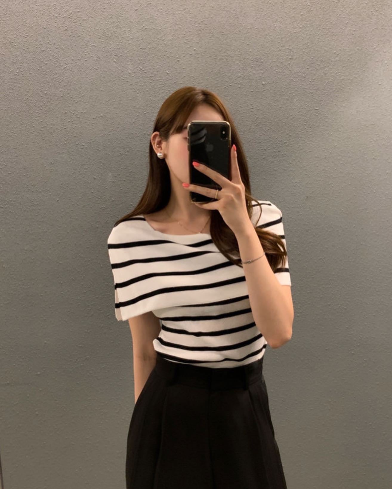 開衩一字肩針織衫