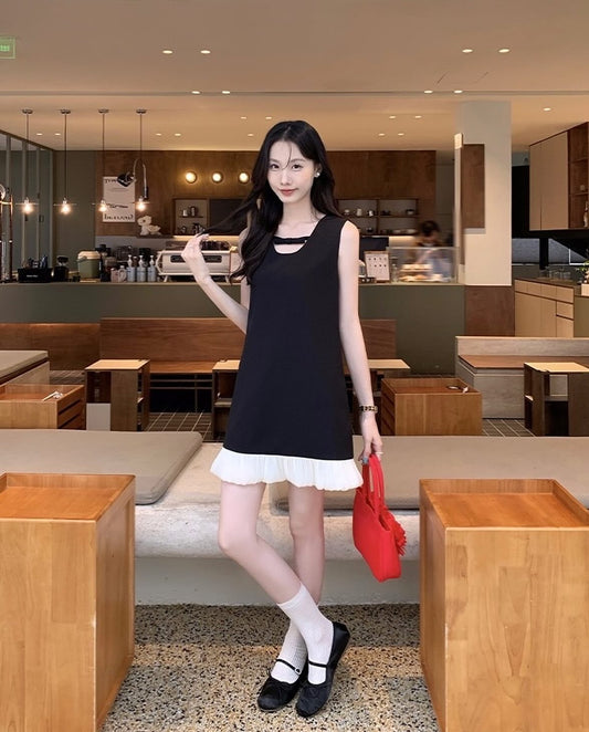 デザイン感のある切り替えワンピース