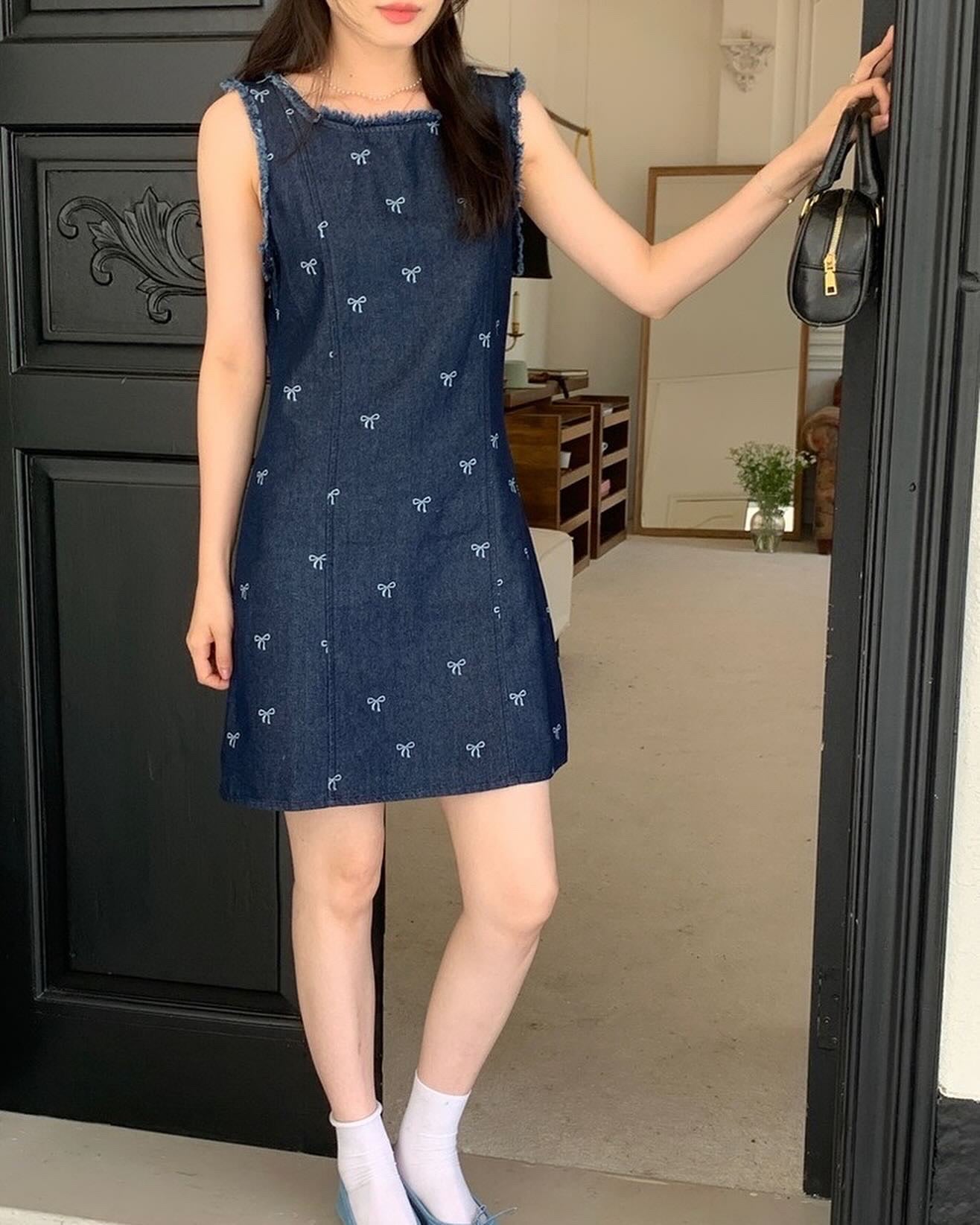 ベストリボン付きデニムワンピース