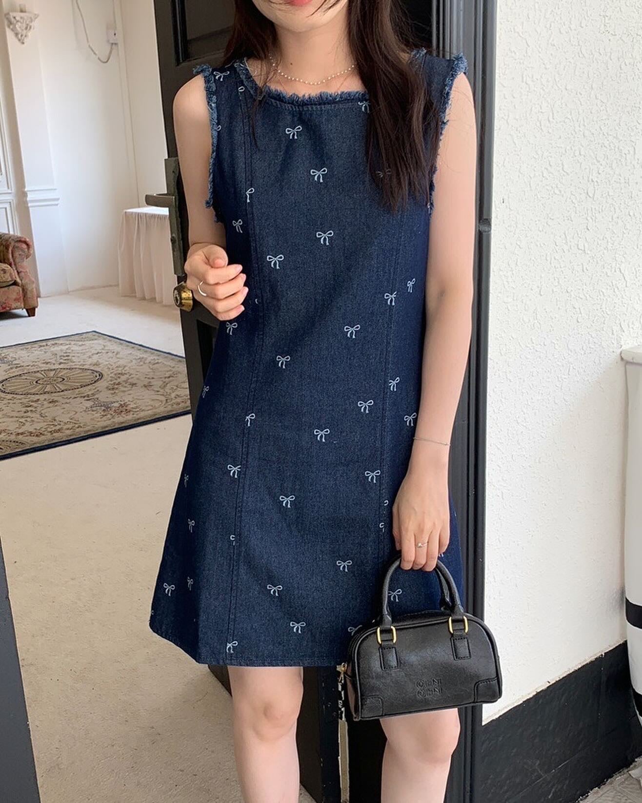 ベストリボン付きデニムワンピース
