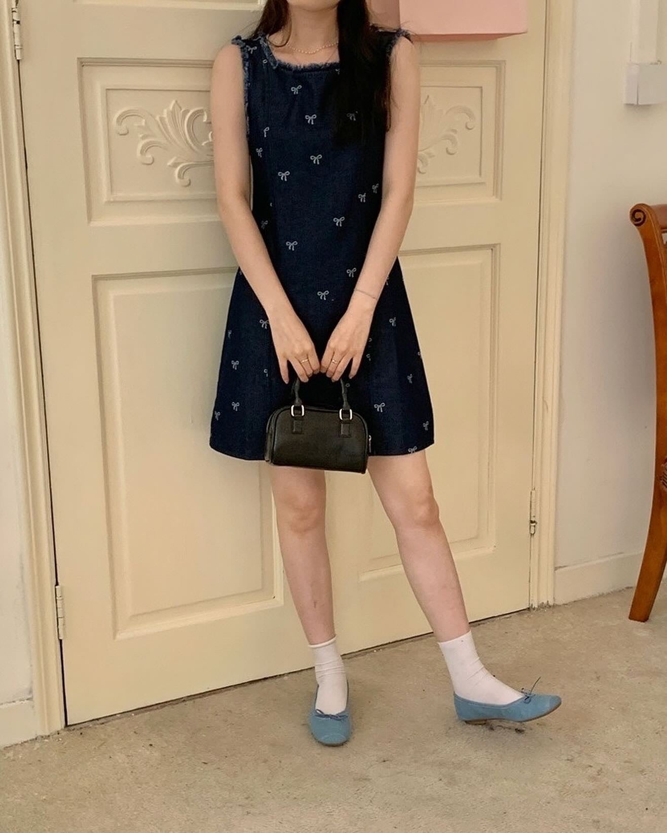 ベストリボン付きデニムワンピース