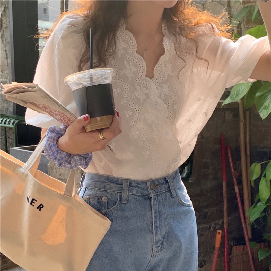 鏤空刺繡花邊恤衫