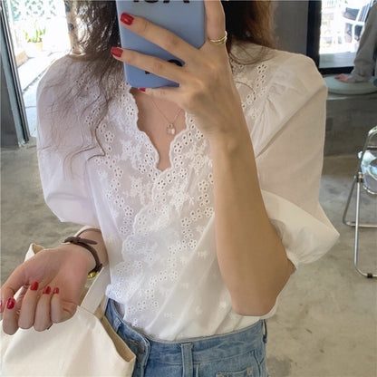 鏤空刺繡花邊恤衫