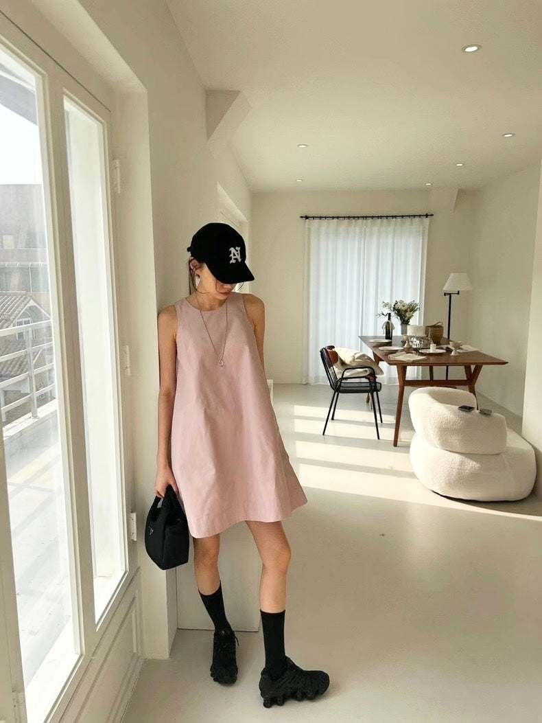 圓領背心連身裙