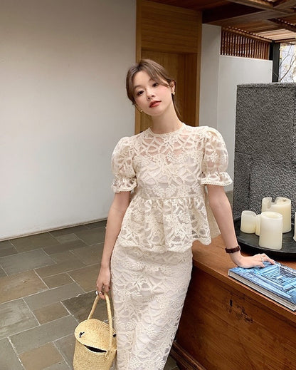 Cut-out Crochet Embroidered Set