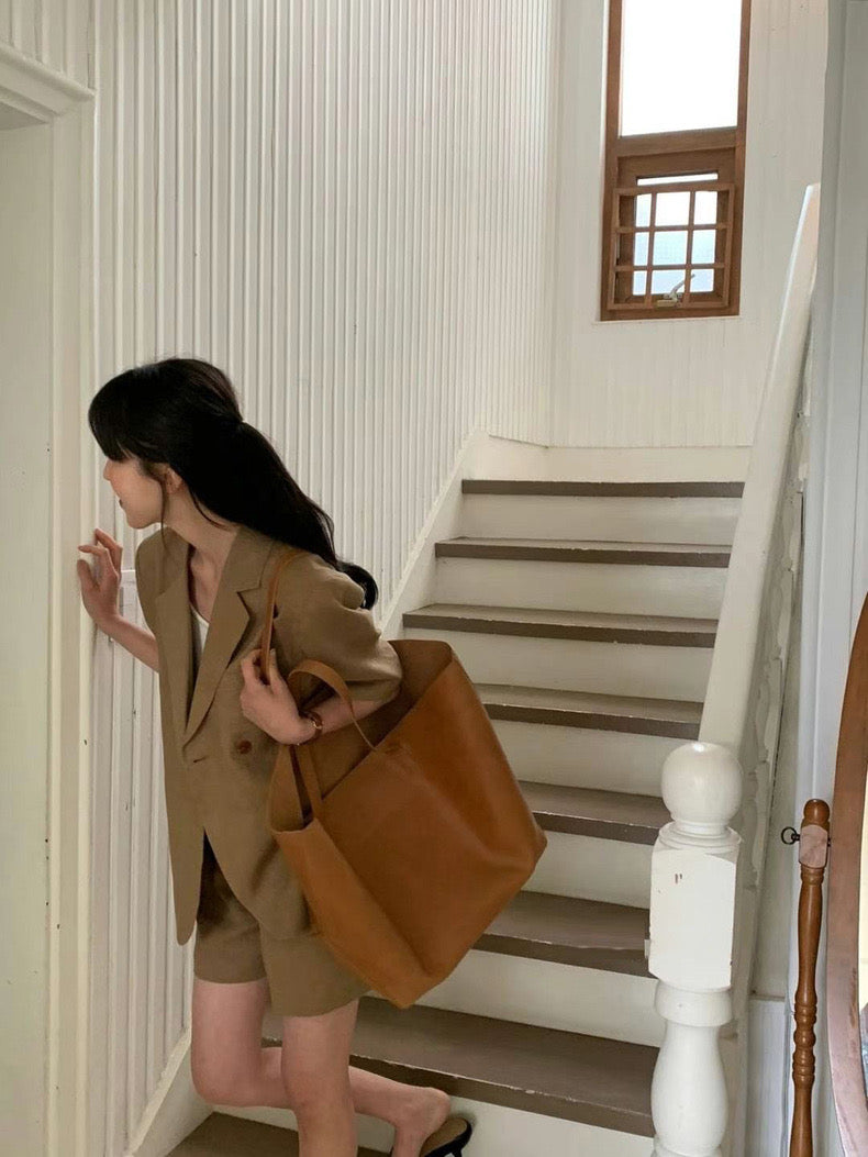 リネンのスーツショートパンツセットアップ