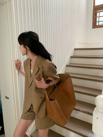 リネンのスーツショートパンツセットアップ