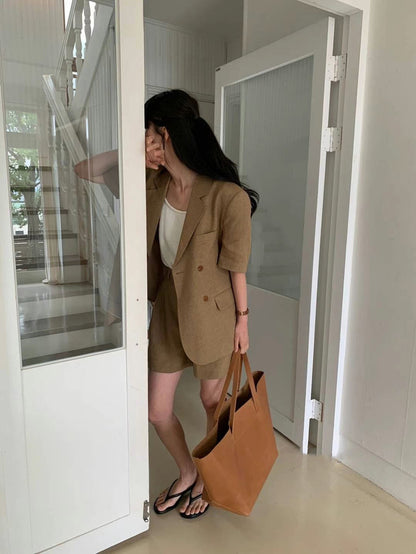 リネンのスーツショートパンツセットアップ