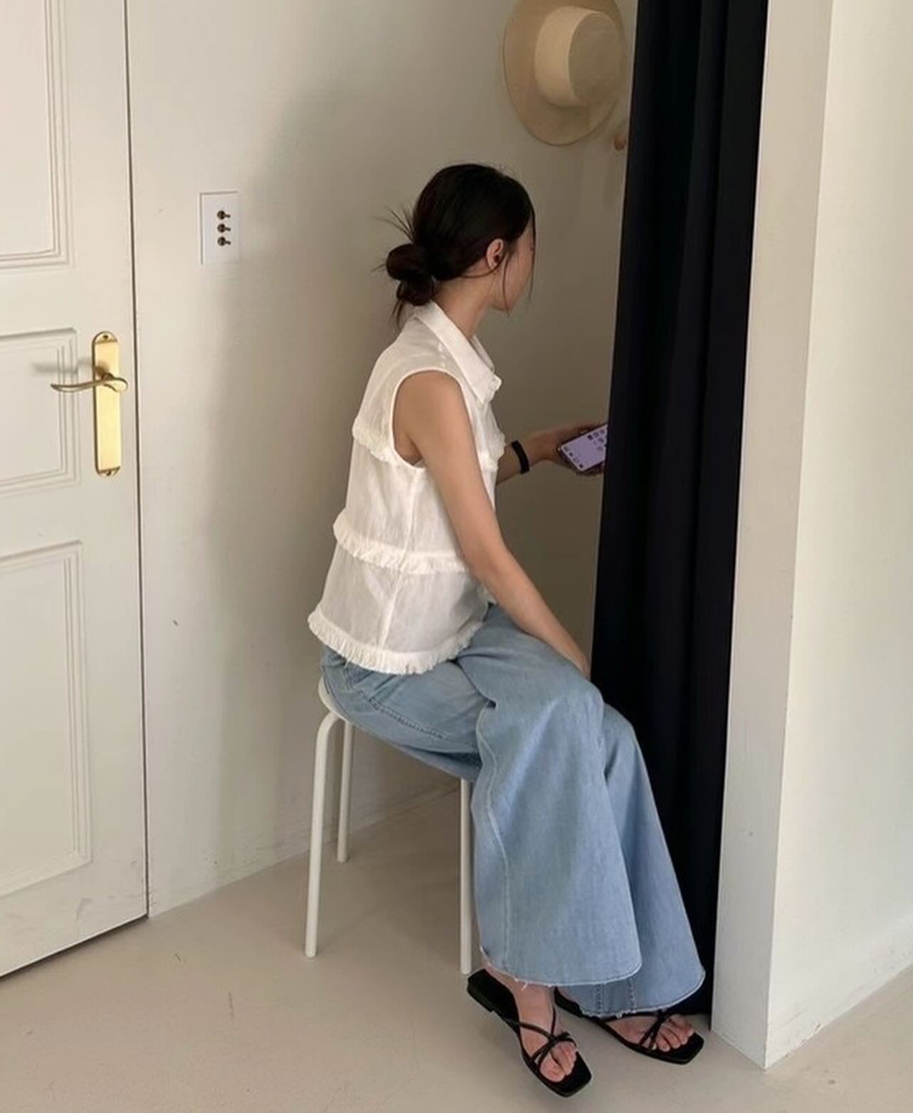 タッセル付きベストトップ