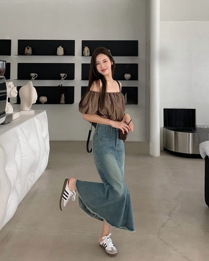 光沢のあるオフショルダー