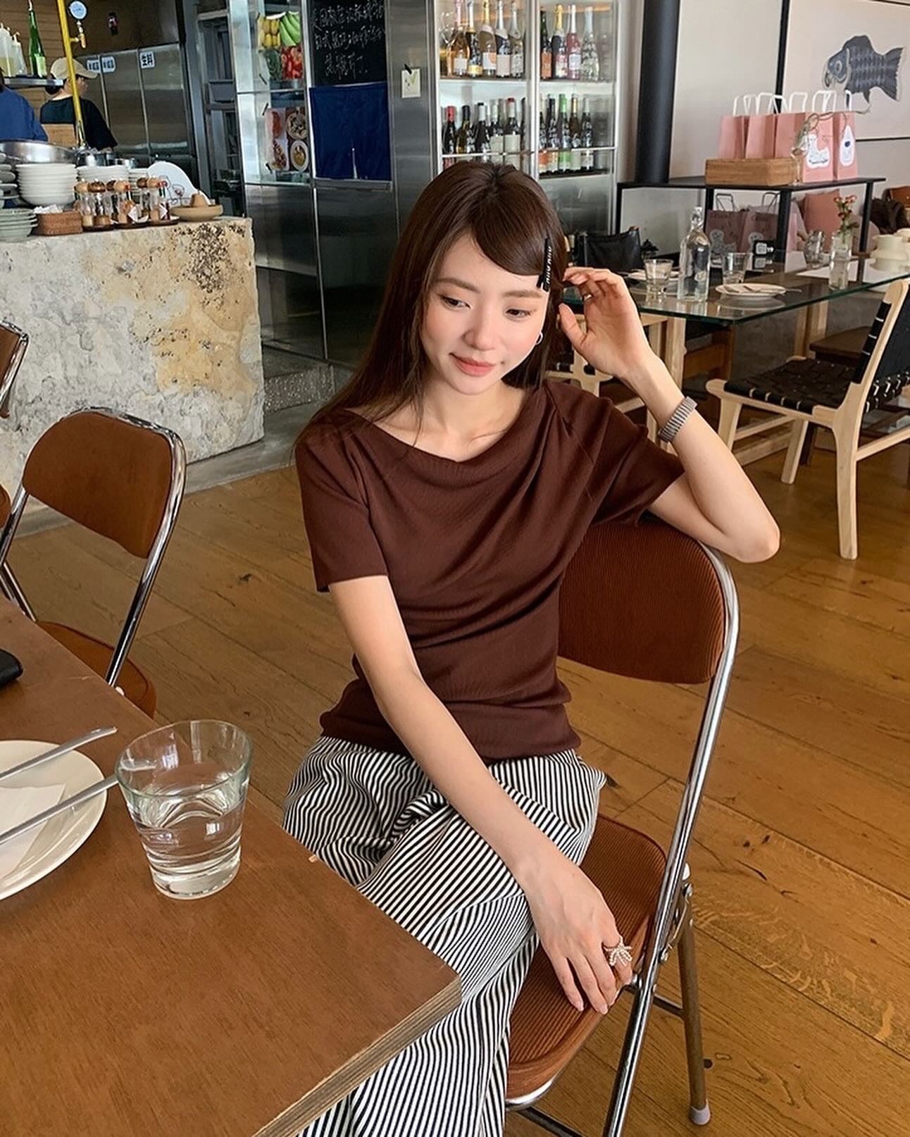 Design-inspired Asymmetric Cowl Neck Top