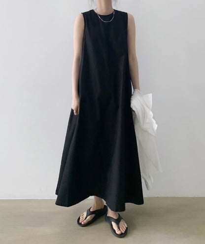圓領背心連身長裙