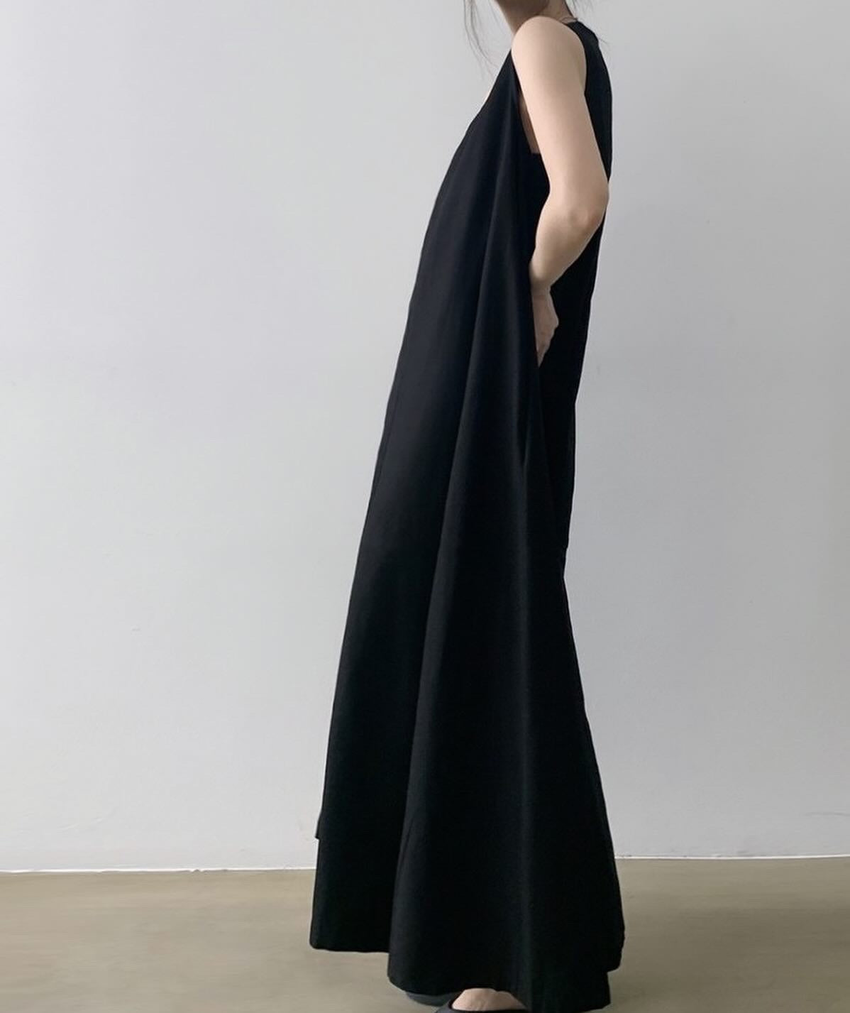 圓領背心連身長裙