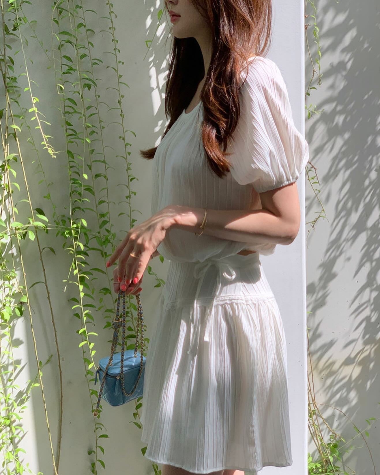 Round Neck Lace Patchwork Puff Sleeve + Short Skirt Set