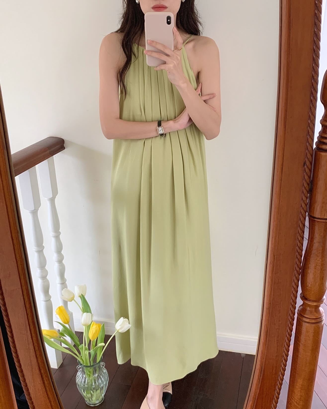 掛脖百褶連身裙