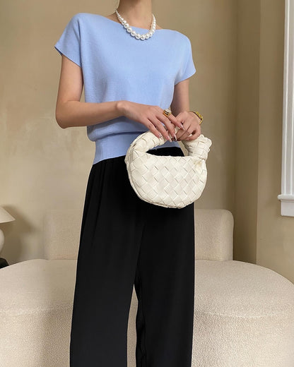 純色薄針織上衣