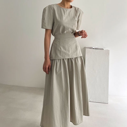 French-style round neck puff sleeve + patchwork half skirt